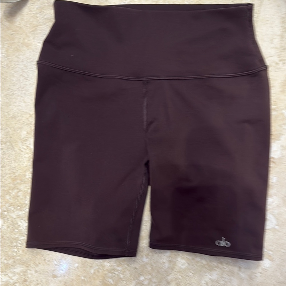 Alo Yoga Women's Black High-Waist Shorts